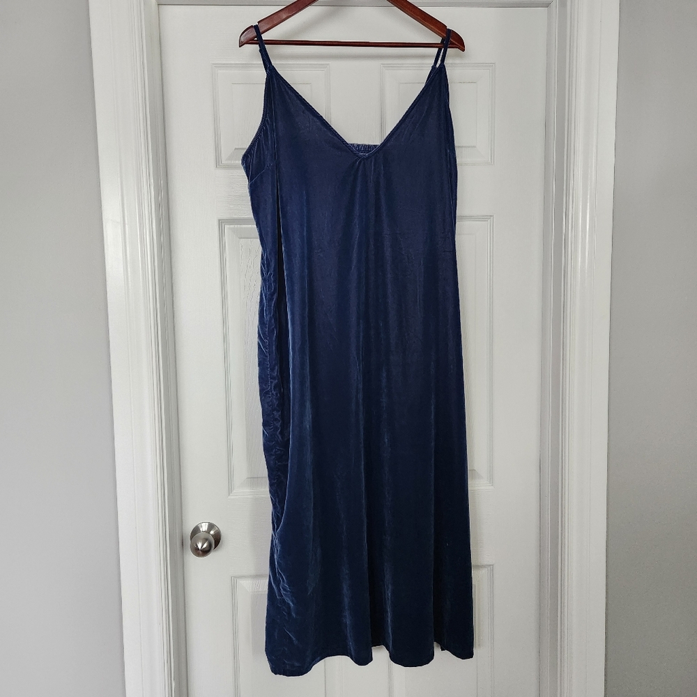 NWT- Velvet Dress With Slit